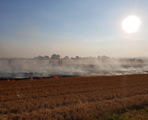 20180723 193506 2018-07-23 PKW -Flächenbrand